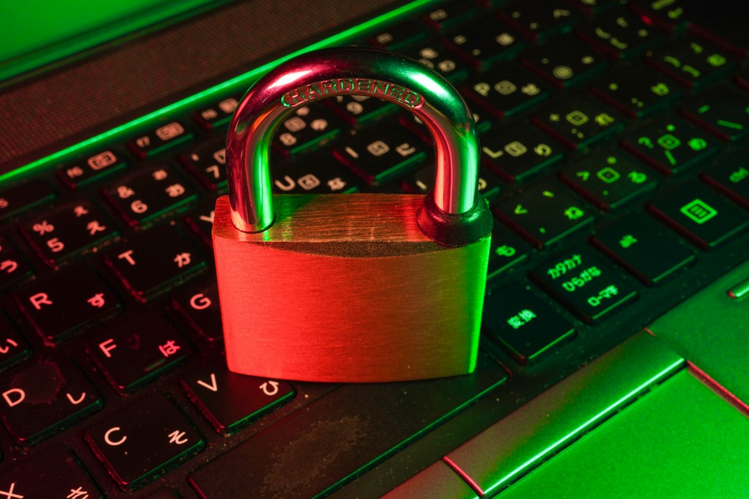 Quand les géants américains de la cybersécurité fusionnent, l'Europe doit apprendre à se défendre seule